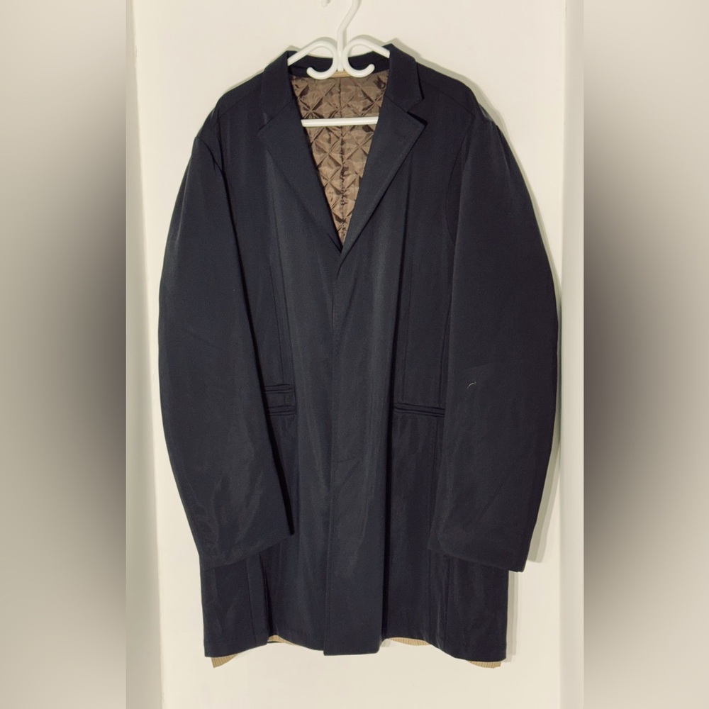 Dolce & Gabbana overcoat US 50. NWOT unworn condition